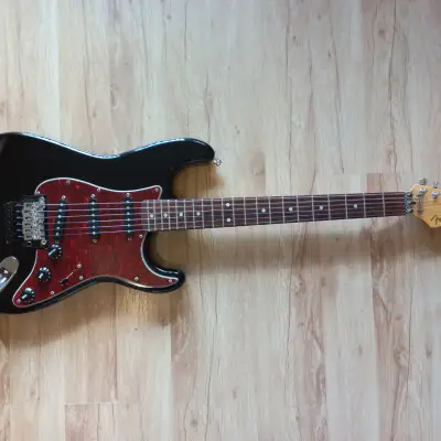 Fender Stratocaster Floyd Rose "Squier Series" MIJ 1993 with free extra's and case. image 4