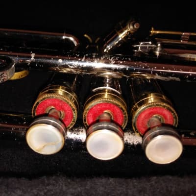 CONN CONSTELLATION 38B TRUMPET MID-90'S - Nickleplated image 12