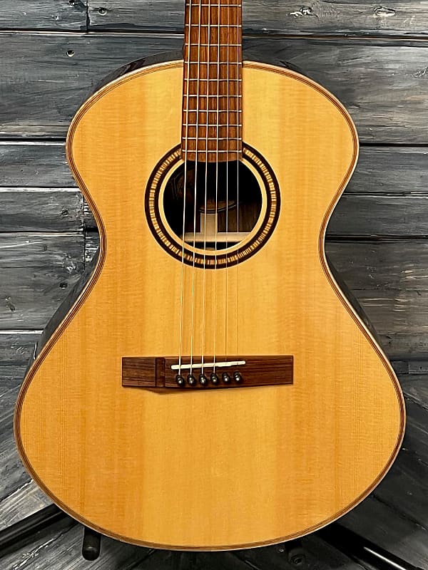 Used Andrew White Cybele 1010 Acoustic Guitar with Case - Natural 