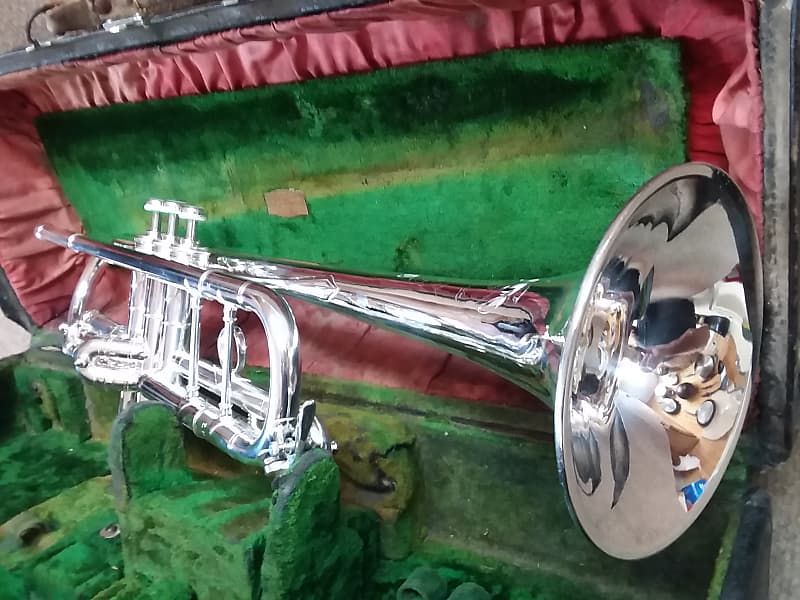 Holton Chicago 1912 Professional Silver Trumpet In Nearly Mint