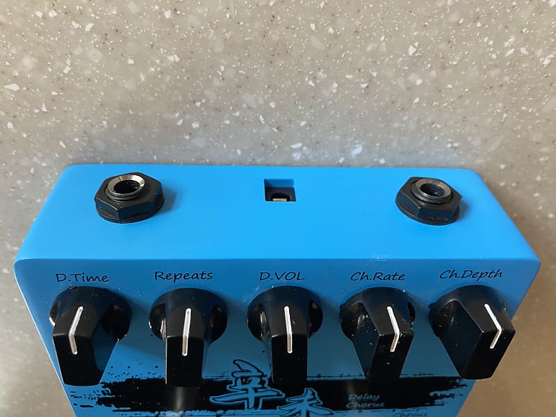 Gervana Xin Wei Chorus/Delay pedal Guitar Multi-Effects