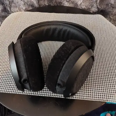 Philips Fidelio X3 headphones 2022 black image 9