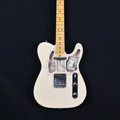 Fender Custom Shop LTD '67 Smug Telecaster CC from 2016 in White with original hardcase image 1