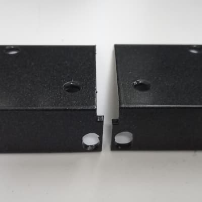 Rack ears to fit Roland JD-990 D-550 JV-1080 JV-2080