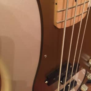 NEW Fender Deluxe P Bass Special 60th Annv. active noiseless, Blizzard Pearl image 3