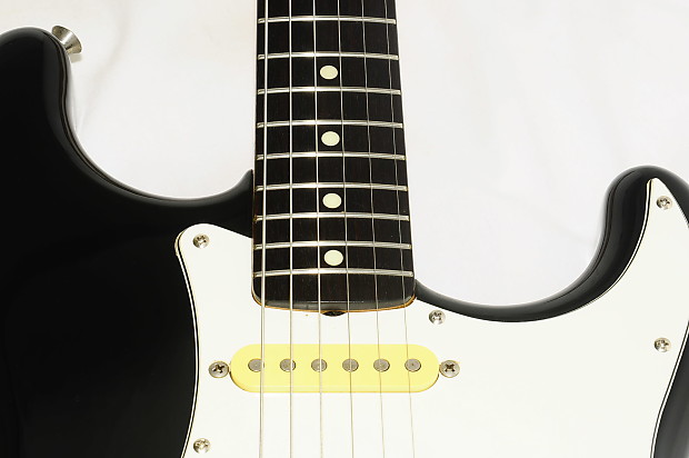 Excellent Fender Japan Black ST-362 Stratocaster Electric