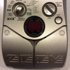 Zoom 504 II Acoustic Multi-Effects Pedal | Reverb