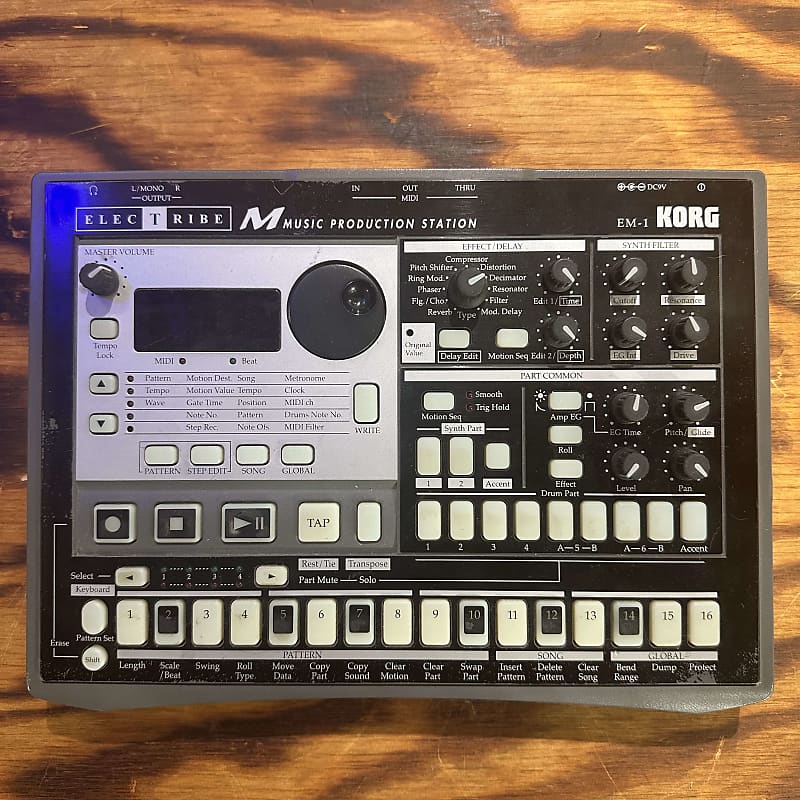 【希少】KORG EM-1 music production station Korg EM-1 - Electribe M Music Production Station - The