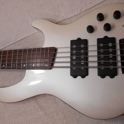 Cort C5H Artisan Series RH 5 String Electric Bass, White Pearl, OE