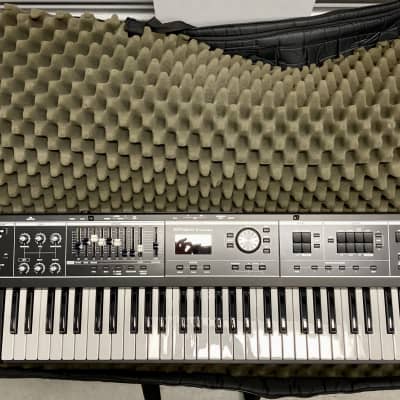 Roland VR-09 61-Key V-Combo Organ - MINT! image 13