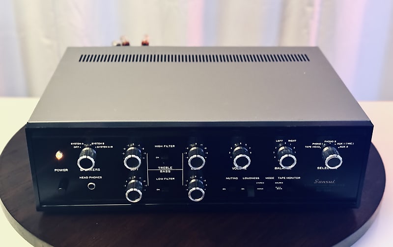 💥💥💥 Vintage Sansui AU-555 Stereo Amplifier - Serviced +