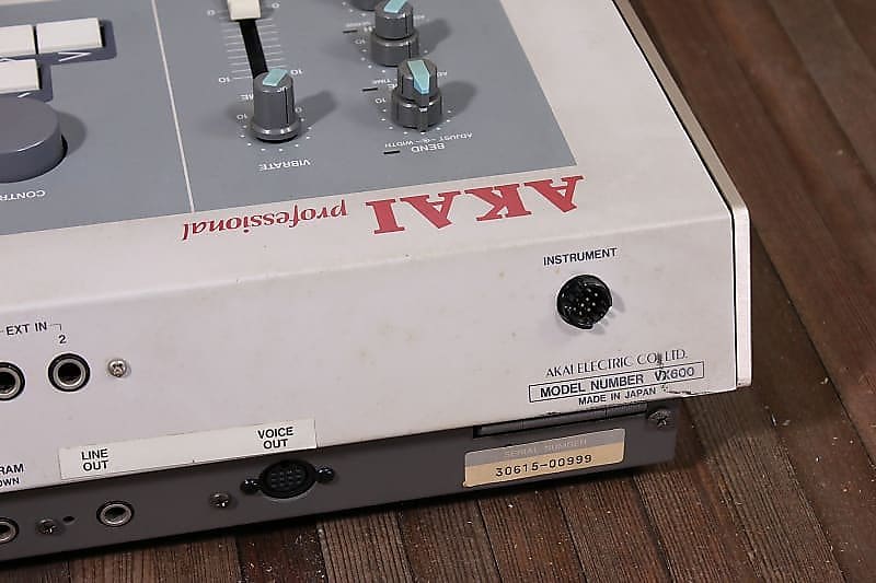 値下げ Akai VX600 アナログ６ポリシンセ 美品 値下げ Akai VX600 アナログ6ポリシンセ 美品 Akai VX600 | Reverb