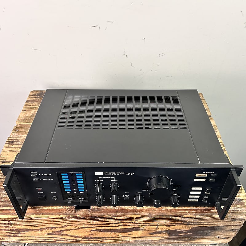 Sansui AU-D7 (1979) | Reverb