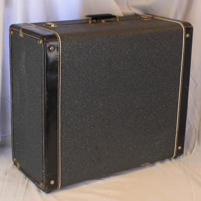 Pewter Gray Italian Accordion Hard Case 21.50" x 18.50" x 10" (54.50cm x 47cm x 25.50cm) image 1