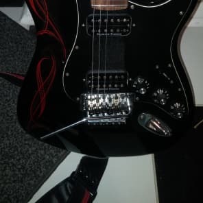 Fender  Stratocaster Black Floyd Rose image 2