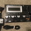 Roland GR-55 Guitar Synthesizer Multi Effect Unit  in excellent condition power supply & computer cable