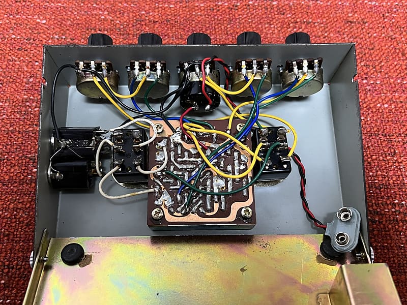 Ace Tone FM-3 Fuzz Master (Big Muff) | Reverb