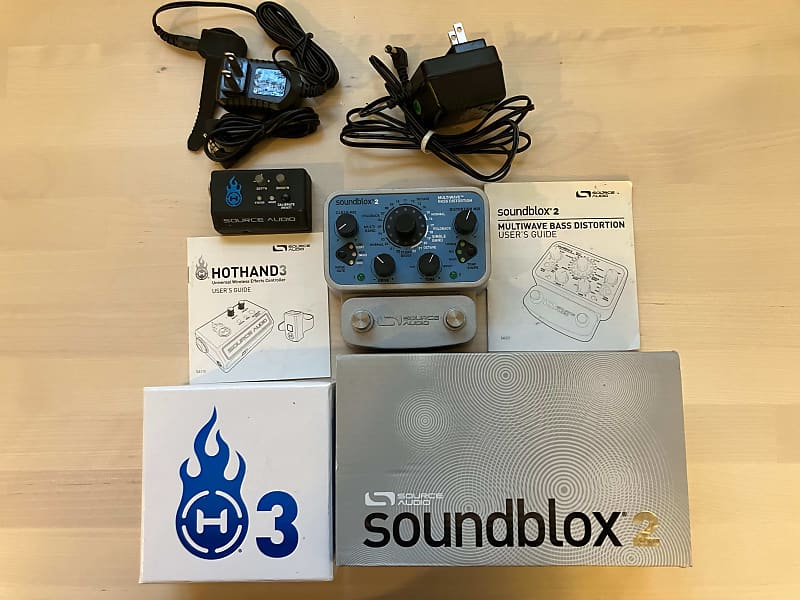 Source Audio Hot Hand3 Wireless Effects Controller and Soundblox ...