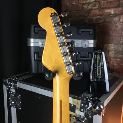 Fender Eric Johnson 1954 ‚ÄúVirginia‚Äù Stratocaster- 2-Color Sunburst image 8