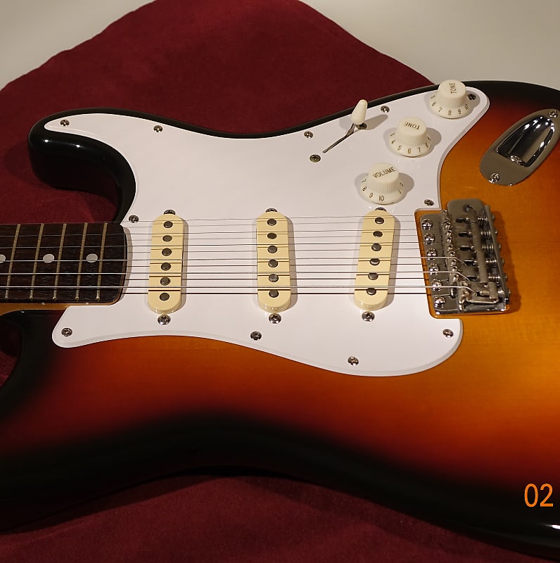 Squier "Silver Series" (Made in Japan-Fujigen Gakki) Stratocaster 62 - 1993 Sunburst/ Fender USA pickups/ Super clean/Video imagen 1
