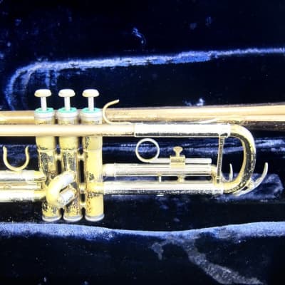 Olds Trumpet Unbranded Gold & Silver with Newer Conn Case Circa-1958-Gold & Silver image 9