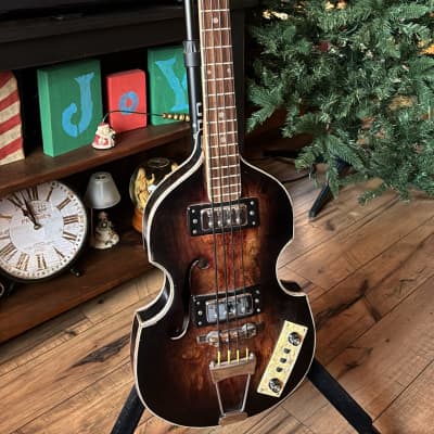 Monogram Bass MR900