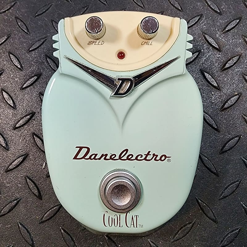 Danelectro Cool Cat Chorus