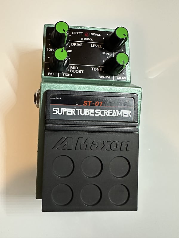 st-01 super tube screamer スーパーチューブスクリーマー - ギター