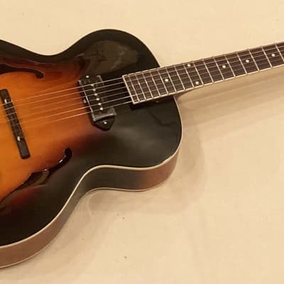 The Loar LH - 309 - VS Archtop Guitar Sunburst image 13