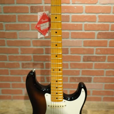 Fender Eric Johnson Signature '54 "Virginia" Stratocaster - *store floor demo image 4