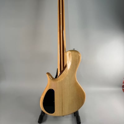 Cloe Guitars Basso Single Cut 5 Corde NT Usato image 8