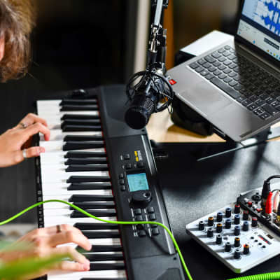Citronic Q-PAD Mini Mixer with USB, Bluetooth and Audio Interface image 2