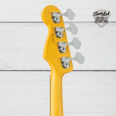 Fender American Professional II Jazz Bass Fretless Bass Guitar (Olymic White, Rosewood Fretboard) image 6