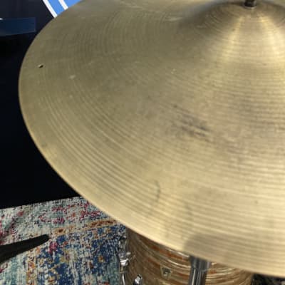 Zildjian - 18" A Series Thin Ride, 4 Sizzle Holes, No Rivets 1360g 1970's image 5