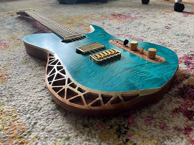 Wesley Design One of One Custom Electric Guitar 2022 - Phthalo Blue/ Natural image 1