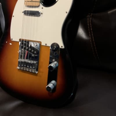 2004 - Fender Standard Telecaster (Brown Sunburst) WITH HARDCASE! image 7