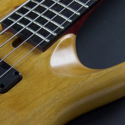 Atlansia Pentagon Bass | Reverb