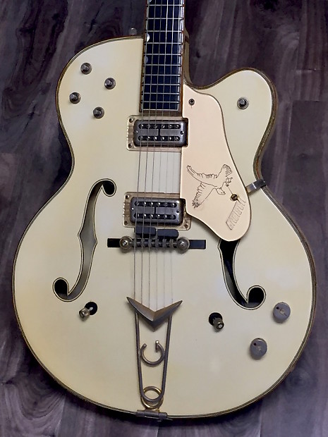 Gretsch white sales falcon price