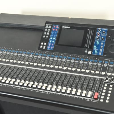 Yamaha LS9-32 32-Channel Digital Mixing Console CG0038Y image 4