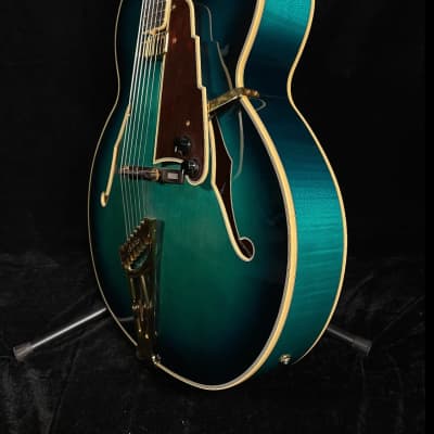D'Angelico NYL-4 18" Blue Archtop made in 2002 by Vestax - Blue Burst image 11