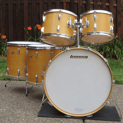 Ludwig No. 993 Pro Beat Outfit 9x13 / 10x14 / 16x16 / 16x18 / 14x24" Drum Set (3-Ply) 1969 - 1976