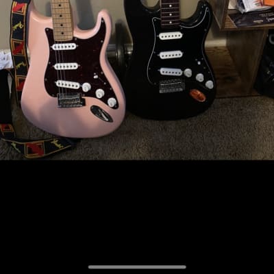 Fender Player Stratocaster with Maple Fretboard 2019 - 2021 Shell Pink image 5