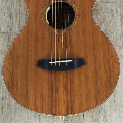 2019 NOS Breedlove Masterclass Custom Concertina E Acou-Elect Guitar, Redwood - Figured Walnut image 1