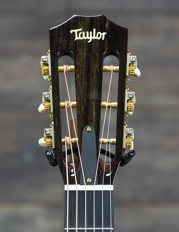 Taylor 510E 2016 New Old Stock Slot head slotted headstock