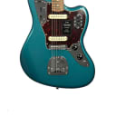 Fender Vintera 60s Jaguar in Ocean Turquoise w/Gig Bag