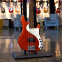 Fender Dimension Bass Cayenne