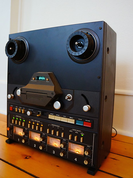 ^ Tascam 34 Reel to Reel Tape Player/Recorder #W2342