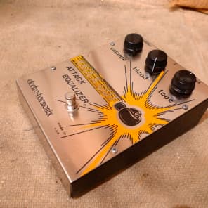 Electro-Harmonix Knockout Attack Equalizer | Reverb Canada
