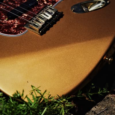 Wallace Stratocaster 1999 Shoreline Gold Metallic. Handmade by David Wallace of Nashville. All Tone. image 14