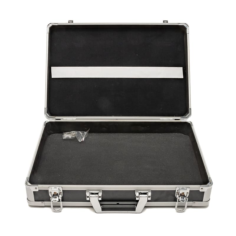 CNB Pedalboard Case 18"x13"x4", Black x3593 USED Reverb